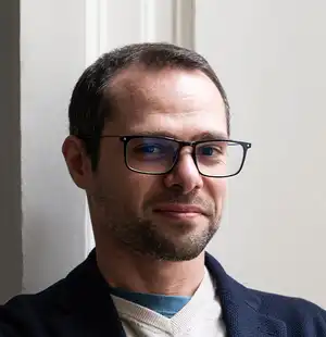 Angelo Capasso - chi siamo